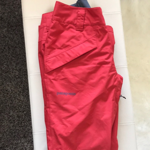 Patagonia Pants - Women’s Red Patagonia Snow Pants, Size Small